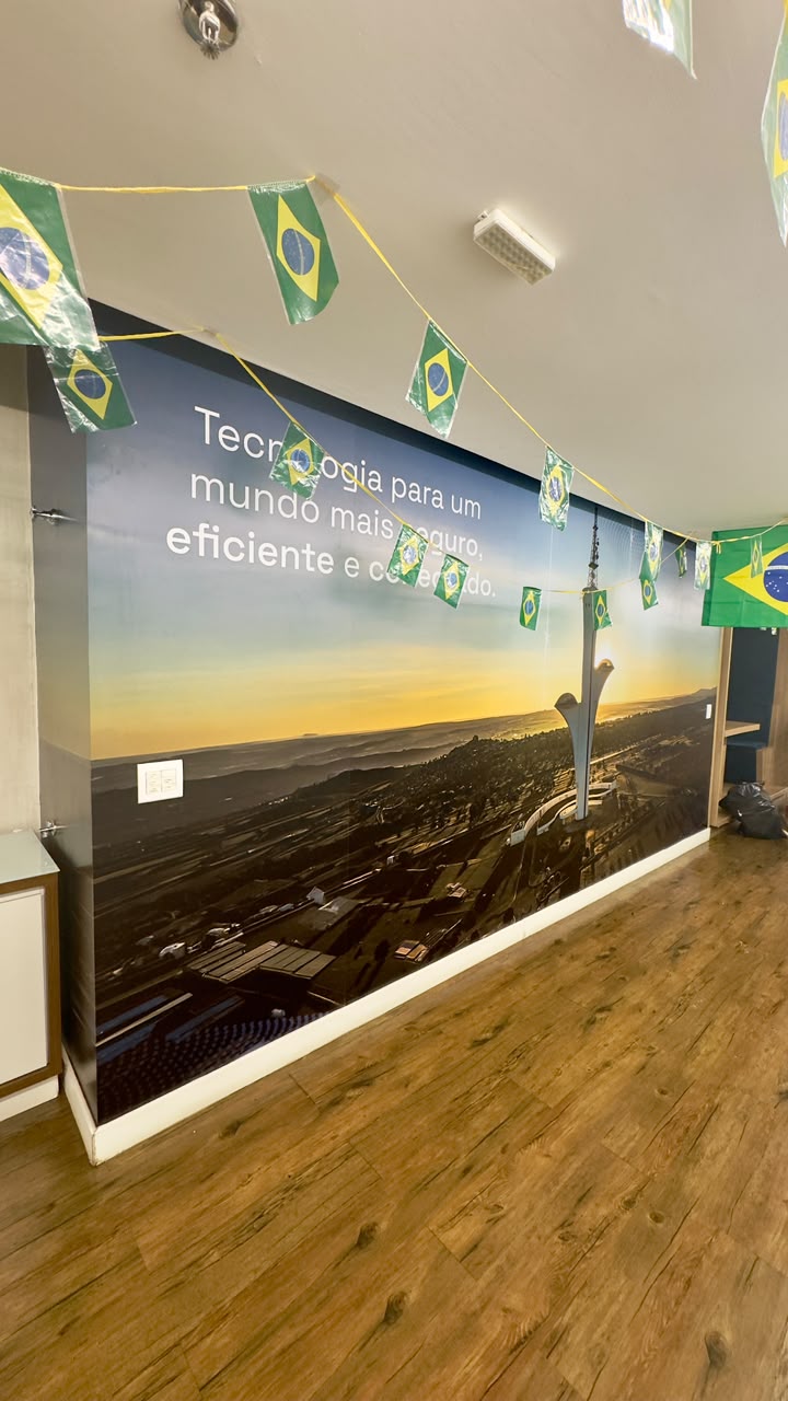 Papel de parede corporativo Montreal com vista da Torre de TV